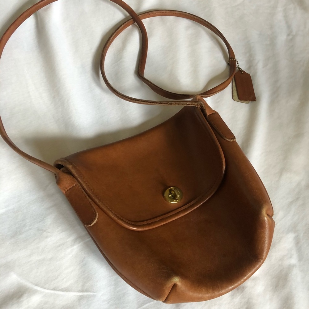 Coach Turnlock Pouch - brown leather